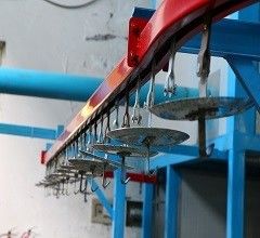 1Línea de recubrimiento automático de polvo de acero de.2 mm Sistemas industriales de recubrimiento de polvo de alta velocidad