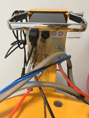 Revestimiento sin esfuerzo con nuestro sistema de recubrimiento en polvo y pistola de polvo electrostática